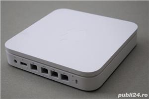 Apple Airport Extreme A1143 4-Port Wireless N Router 802.11 a/b/g/n Access Point