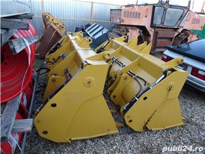 cupa VOLVO excavatoare buldoexcavatoare - imagine 9