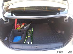 Renault Latitude  - imagine 5