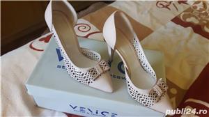 Pantofi piele naturala nude