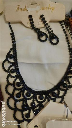 Coliere și brățări, pentru ocazii speciale - imagine 3