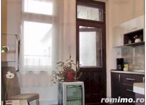 Apartament 4 Camere Vanzare - Piata Sfatului - imagine 6