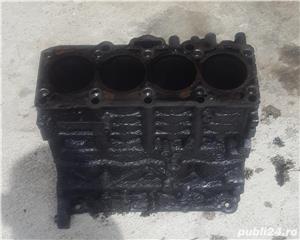Vand  bloc motor audi a 3 motor 1,9 tdi an 2000.