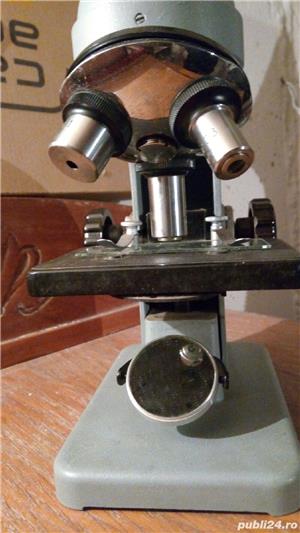 Microscop - imagine 4