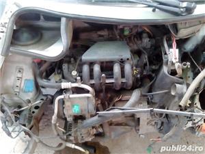 dezmembrez renault twingo - imagine 2