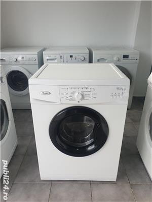 Mașină de spălat rufe Whirlpool.  Cuvă 6 kg.