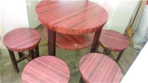 Vind masuta si 4 scaune 