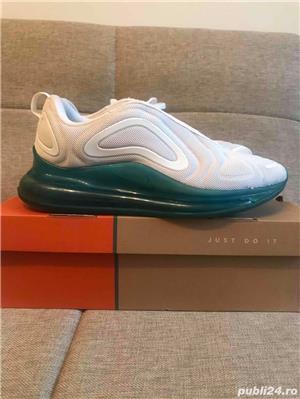 Nike Air Max 720