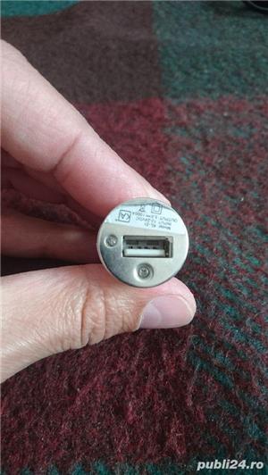 Incarcator auto,pt telefoane mobile