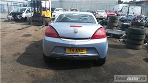 Dezmembrez Opel Tigra Twintop 1.8 Benzina (Cabrio) - imagine 3