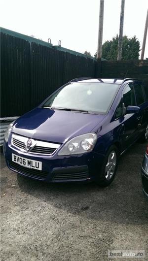 Dezmembrez Opel Zafira B 1.9 CDTI 120 HP - imagine 2