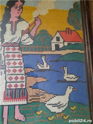 goblen vechi "Tarancuta torcand" - imagine 4
