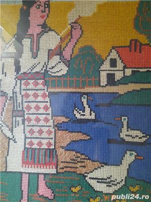 goblen vechi "Tarancuta torcand" - imagine 2