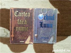 Cartea fara nume/Ochiul lunii-Anonymous (2 vol)