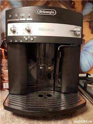 Expresor automat DeLonghi Magnifica