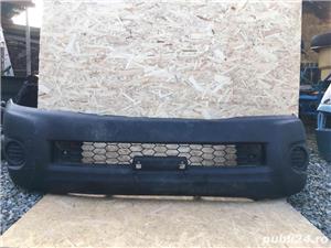 bara fata Toyota hilux 2012