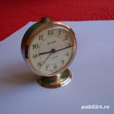 Ceasuri vechi de masa diferite modele 