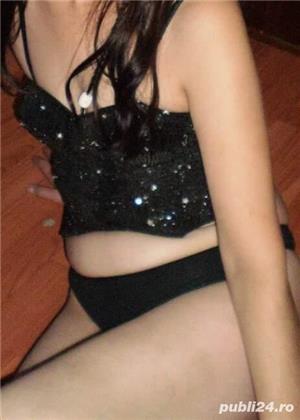 Show la web, fetiș virtual