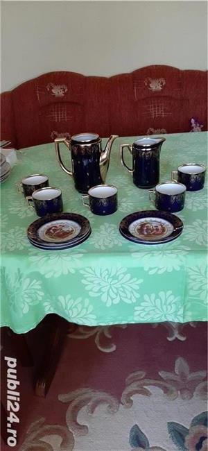 Vand set ceai   cafea și farfurii prăjitură, deosebite, f. vechi, transmise din generatie in generat - imagine 3