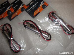 Amplificator antena radio auto cu adaptor antena CD player / casetofon