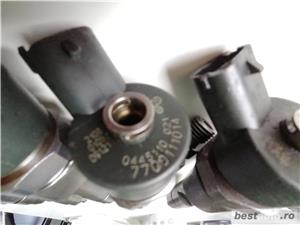 0445110021 8200238528 Bosch Injector Opel Movano Vivaro/ Renault Laguna Master Trafic 1.9 - imagine 3