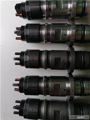 0445120057 504091505R 500060544 2854608 0986435552 Bosch Injector Iveco Case IH New Holland - imagine 2