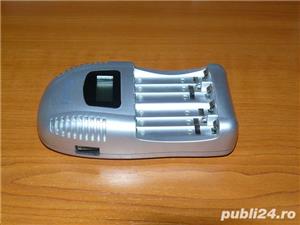 incarcator digital inteligent baterii acumulatori ULTRARAPID Foton Expert - imagine 3