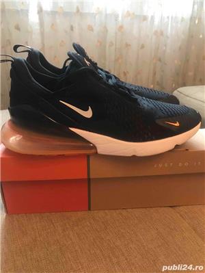 Nike Air Max 270