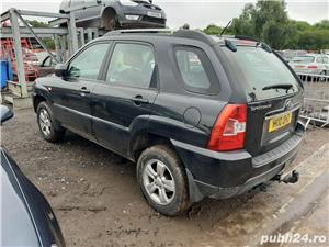 Dezmembrez Kia Sportage 2010 Suv 2.0 CRDI - imagine 3