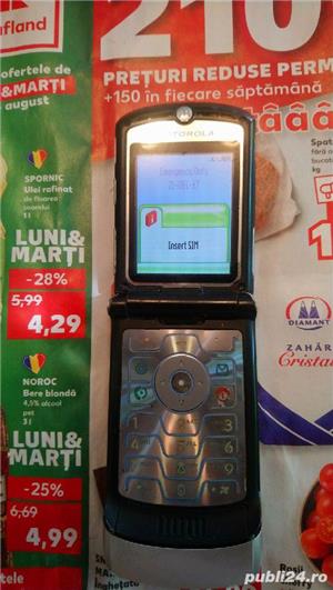 Motorola v3  - imagine 2