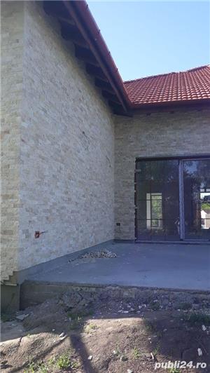 Echipa de meseriasi  - imagine 2