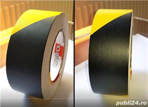 Banda antialunecare si delimitare, pentru podele - imagine 2
