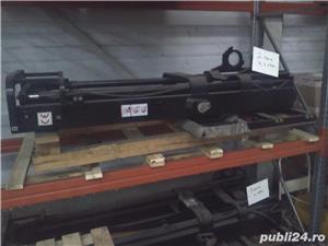 Catarg (stâlp) motostivuitor sau electrostivuitor