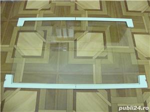 Raft din sticla securizata pentru frigider