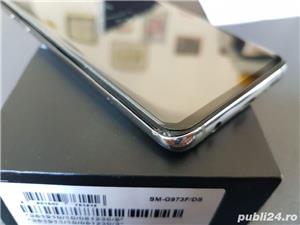 samsung S10 alb 128gb 8gb ram cu probleme la display dar in rest functioneaza bine - imagine 7