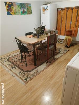 Proprietar, vând apartament, et 5, cu pod deasupra(40mp), 10 min de Iulius mall - imagine 2