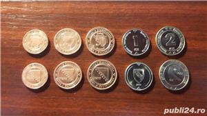 Colectionar, vand monede din Bosnia Hertegovina