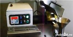 Masina de cantarit /dozat cu sistem de lipire pungi - imagine 4