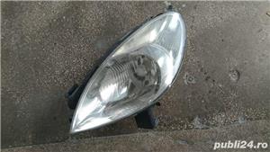 Far stanga Citroen Xsara Picasso