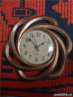 Ceas de perete cu mecanism quartz, vintage,afisaj cu cifre arabe,nou.  - imagine 2