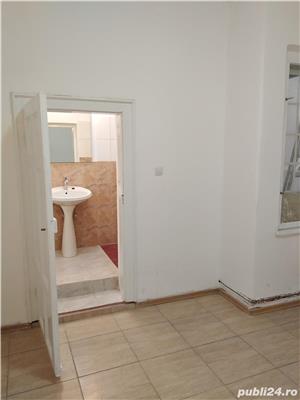 birouri sau spatiu comercial 85mp - imagine 9