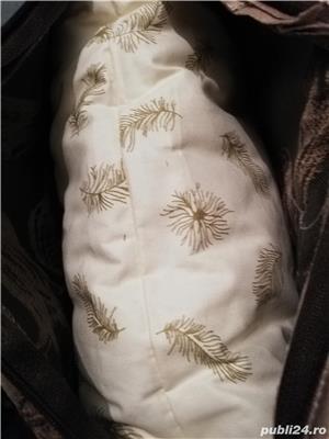 set 2 pernute decorative matase brodata gama de lux - imagine 3