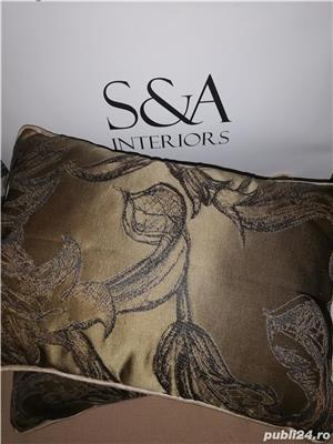 set 2 pernute decorative matase brodata gama de lux - imagine 2