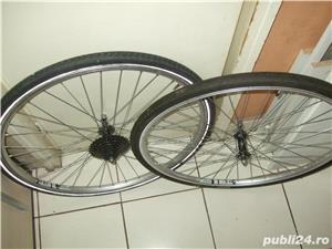 Pereche de Roti Cursiera 8 Speed Shimano Mach 1. Cercuri aluminiu Mach 1 cauciucuri Noi