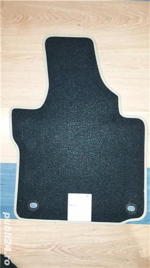 Covorase fata NOI Originale VW Touran, culoare CREM-BEJ (doar partea fata - stg+dr) - imagine 2