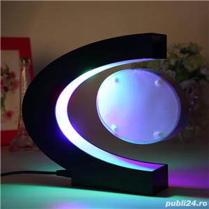  Rama foto plutitoare levitanta ce leviteaza in semiluna veioza cu LED +CADOU!  - imagine 3