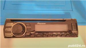 Fata detasabila CD-player Radio Pioneer DEH-4700BT  - imagine 4