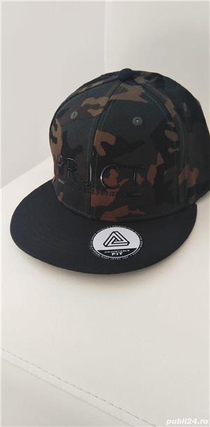 Vand șapcă sport nou nouța calitate import. 