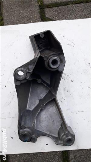 Suport motor original AUDI/VW, Audi A4 B6, 2.0 benzina, 131 CP, motor ALT, 8E0199307A - imagine 3