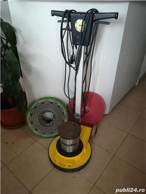 Masina curatat pardoseli-de inchiriat - imagine 7